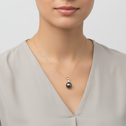 14K Yellow Gold Tahitian Pearl & Diamond Pendant - 0.10ct