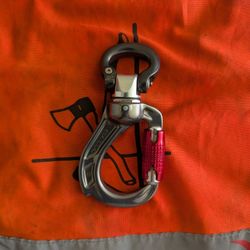 DMM Director Swivel Boss Kwiklock