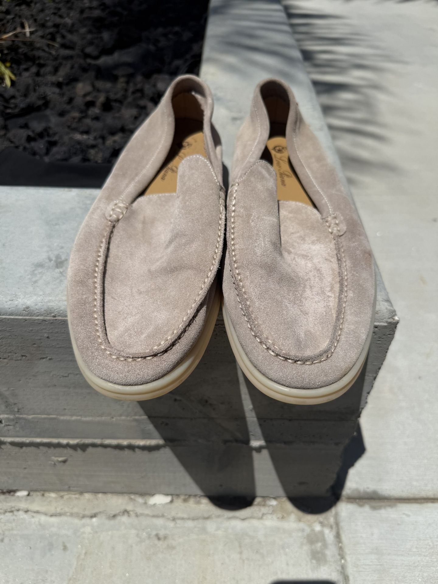 Loro Piana Summer Walker Size 43