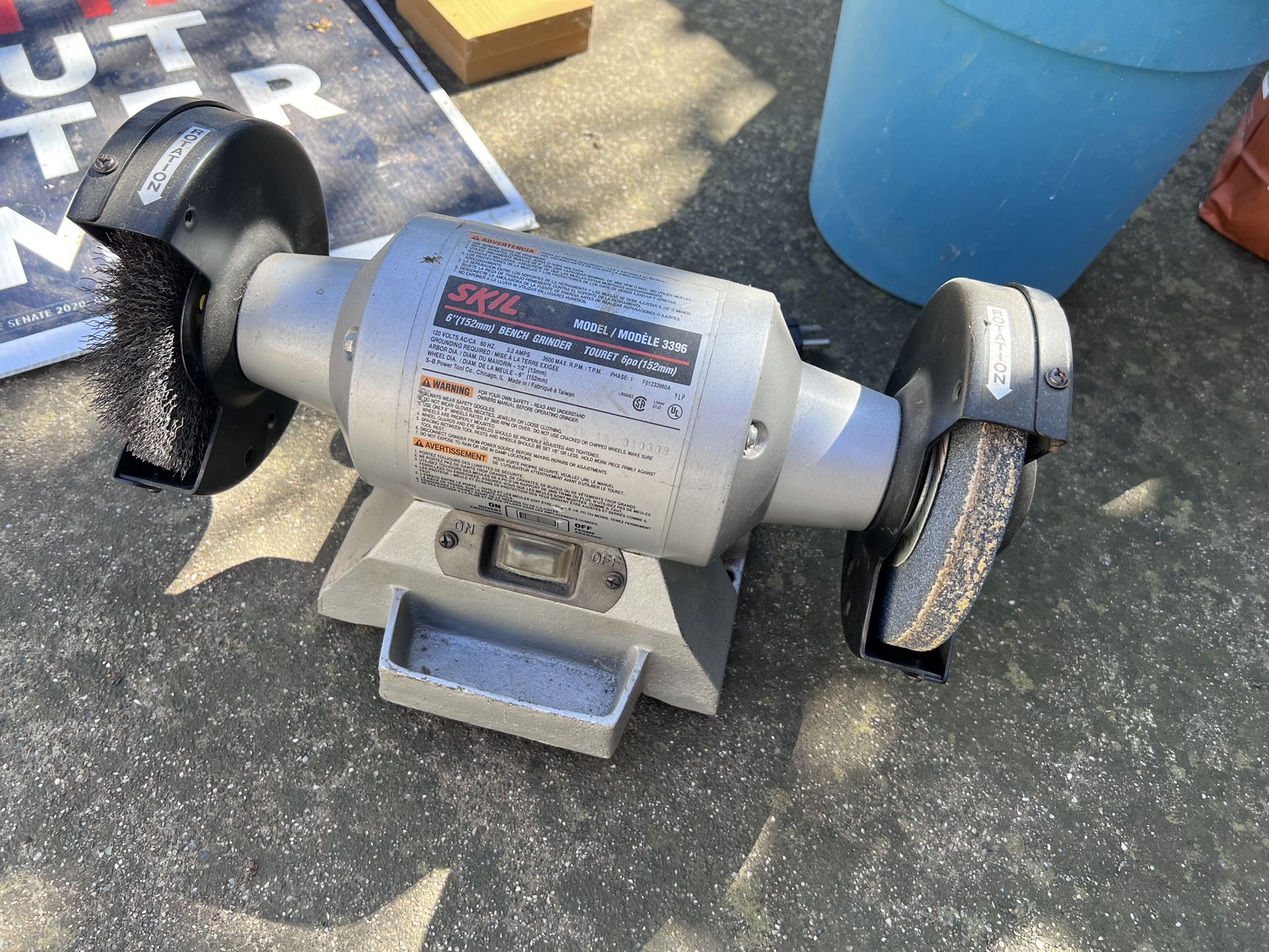 Skil bench Grinder