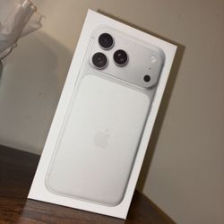 iPhone 17 Pro Max (1TB) Sliver 