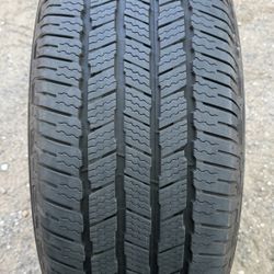 Michelin 275/60/20  (1) Tire 
