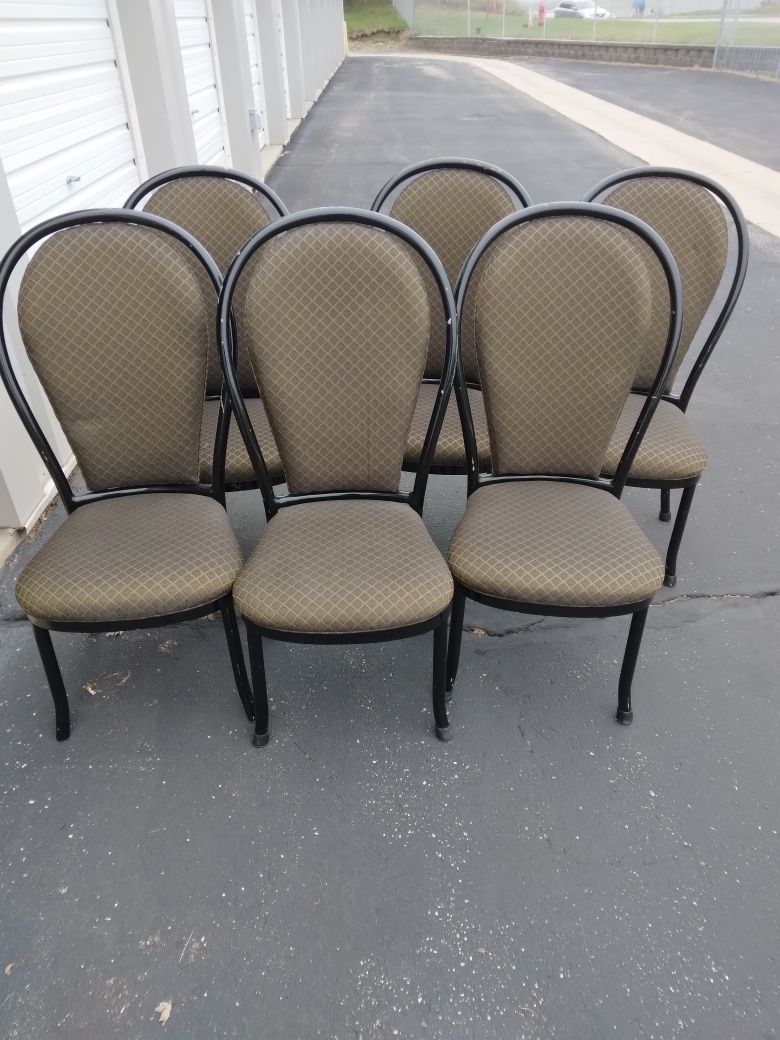 6 Dinning Room Chairs For Sale