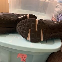 Nike Air Max Women Size 9