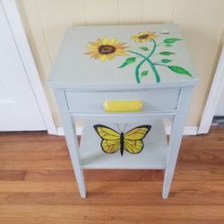 Vintage End Table 