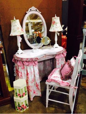 Vintage Skirted Vanity Dressing Table Mirror And Chair For Vintage Skirted Vanity Dressing Table Mirror And Chair For
