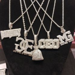 New 24 Inch Rope Chain W/ Pendants