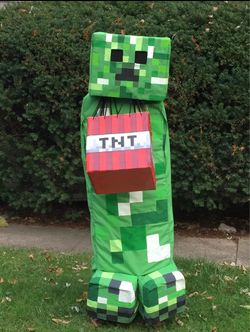 Halloween costume Minecraft creeper