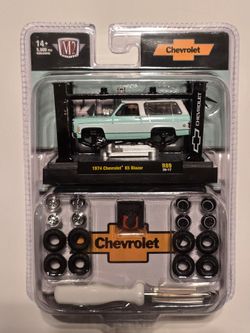 M2 Machines - 1974 Chevrolet K5 Blazer