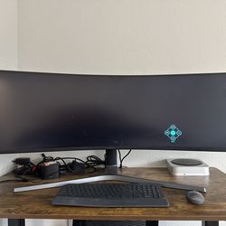 Samsung 49” Curved Gaming Monitor (C49HG90DMN) – Excellent Condition – Original Box Included