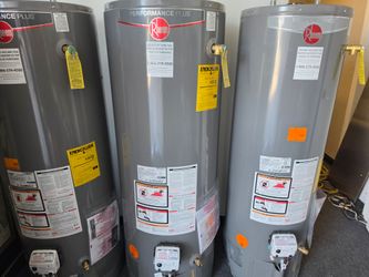 SAME DAY WATER HEATERS 🔥
Brand new open-box water heaters with warranty.
• 40G • 50G • available.
✅ Delivery Available
✅ Professional Installation
✅