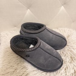UGG KIDS SIZE 3 Were Used Once Like New
