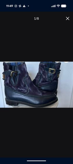 Women's boots size 8.5/ 9.  (40 Italy.)