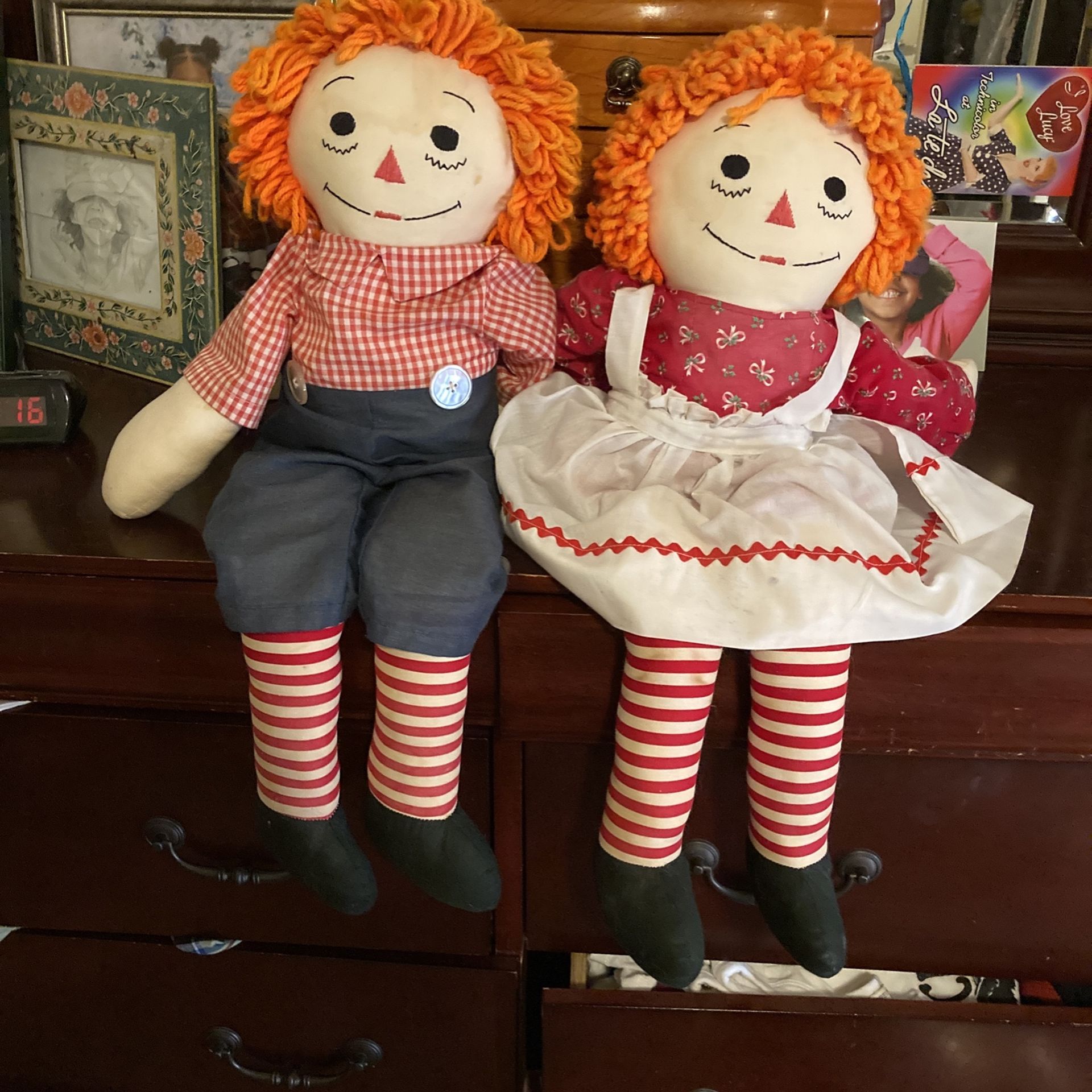 Raggedy Ann And Raggedy Andy