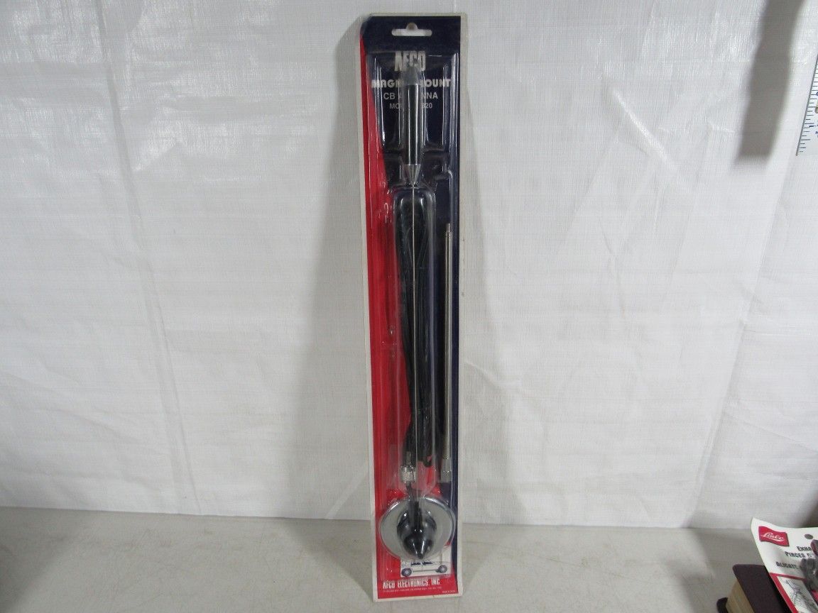 AFCO Magnet Mount 28" CB Antenna Model CB-20-NEW