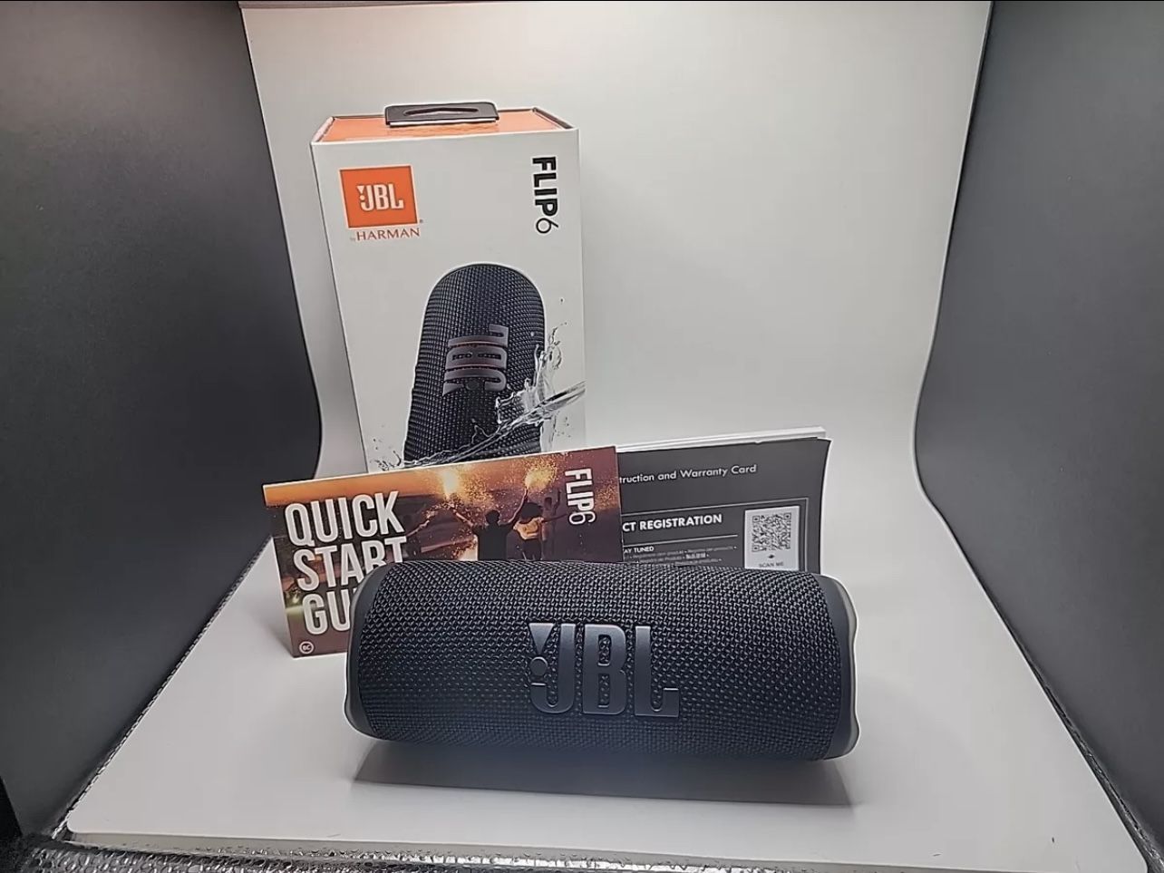 JBL Flip 6 Portable Speaker