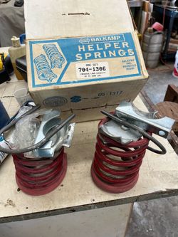 Heavy load helper springs