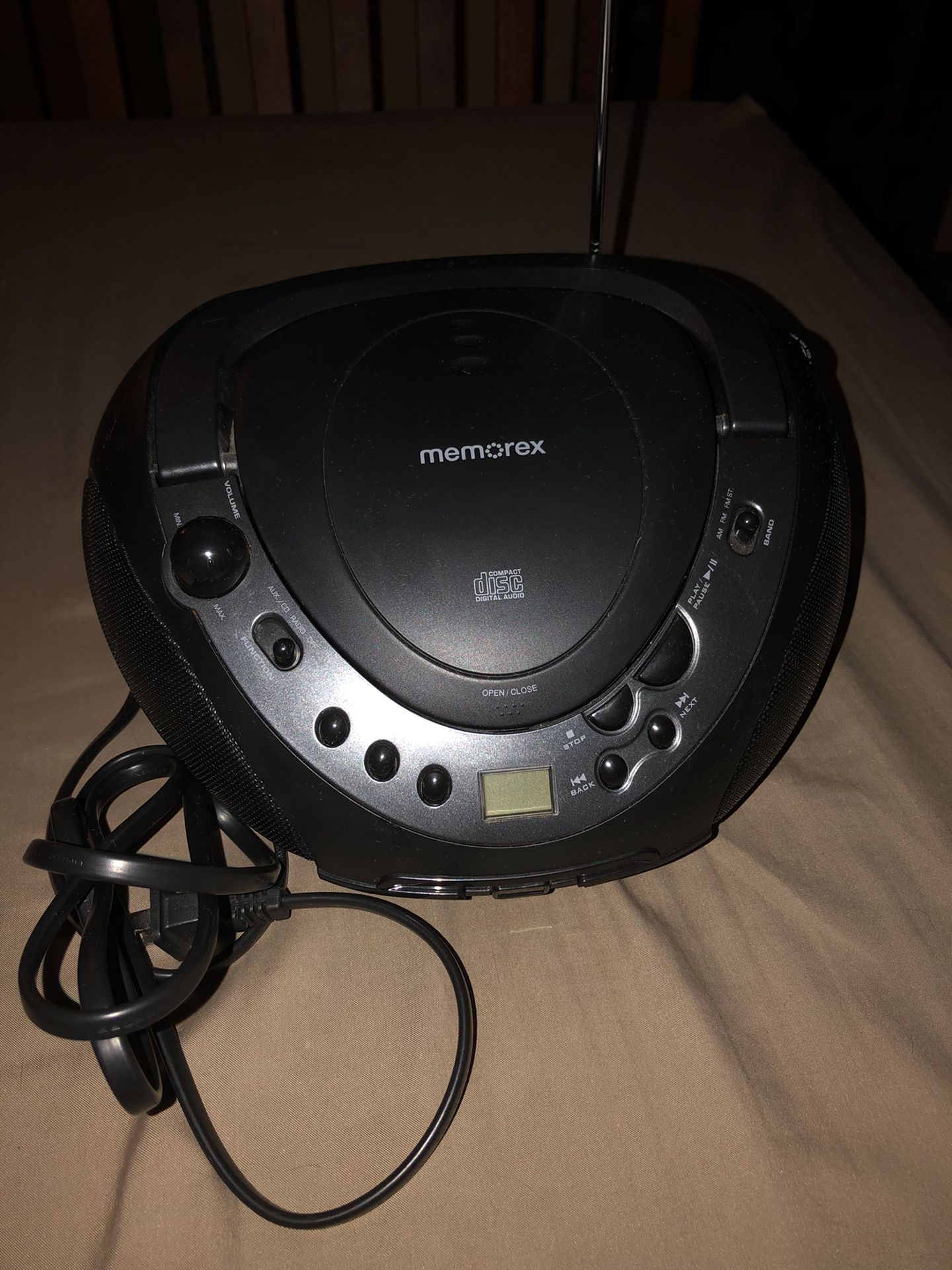 Memorex Radio/CD Player