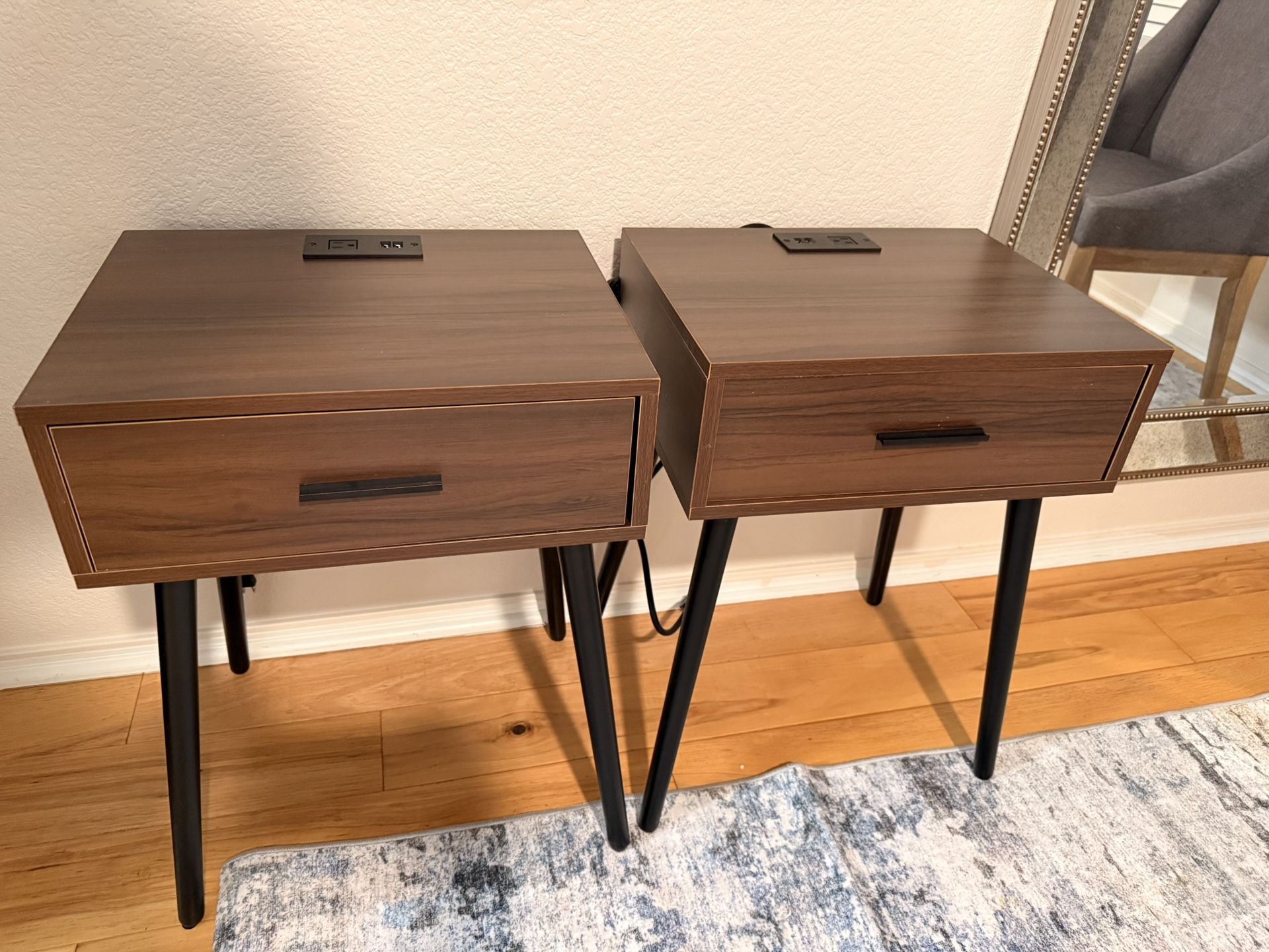 2 Set Tables 