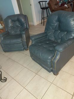 2 leather reclainer