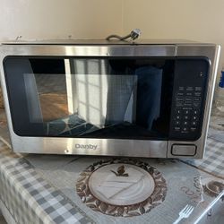 Danby microwave