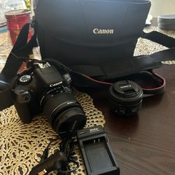 Canon EOS Rebel T6 18-55mm Lens Lit 