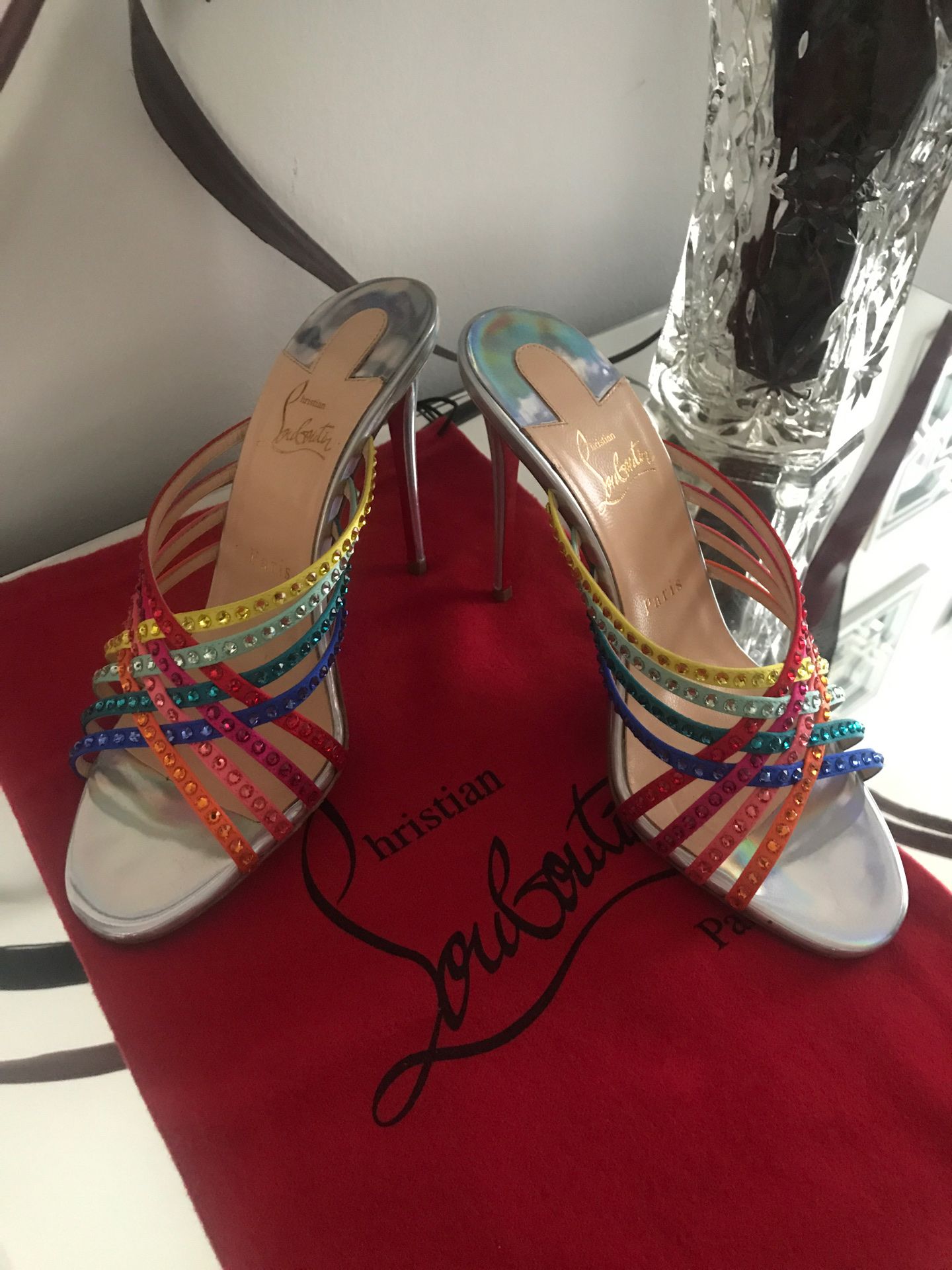 Christian Louboutin Marthastrass Sz 38.5