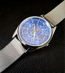 Men's Vintage Seiko 5 Blue & Silver Wrist Watch RARE