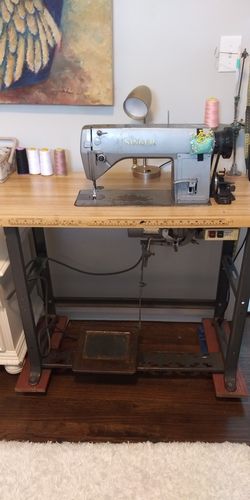 Sewing Machine.......MAQUINA DE COSER