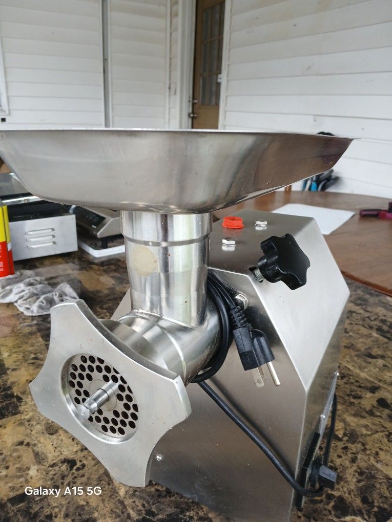 Uniworld Nsf Meat Grinder