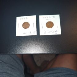 1982  ,  1982  D  Penny  , Weight Are Over 3 grams 