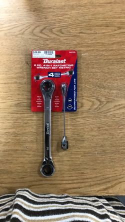 Duralast 2-Piece 4-in-1 Ratcheting Wrench Set Metric