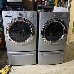 LG Gray washer and dyer set