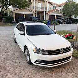 2015 Volkswagen Jetta • 2.OL by owner