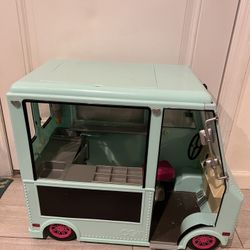 AMERICAN GIRL ICE CREAM TRUCK 