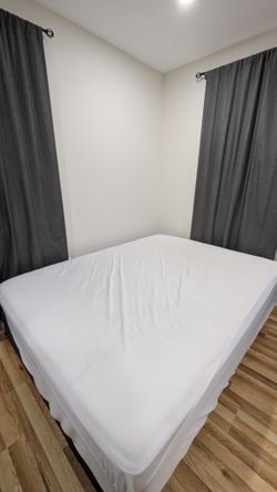 MATTRESS & Bed Base - Queen Size