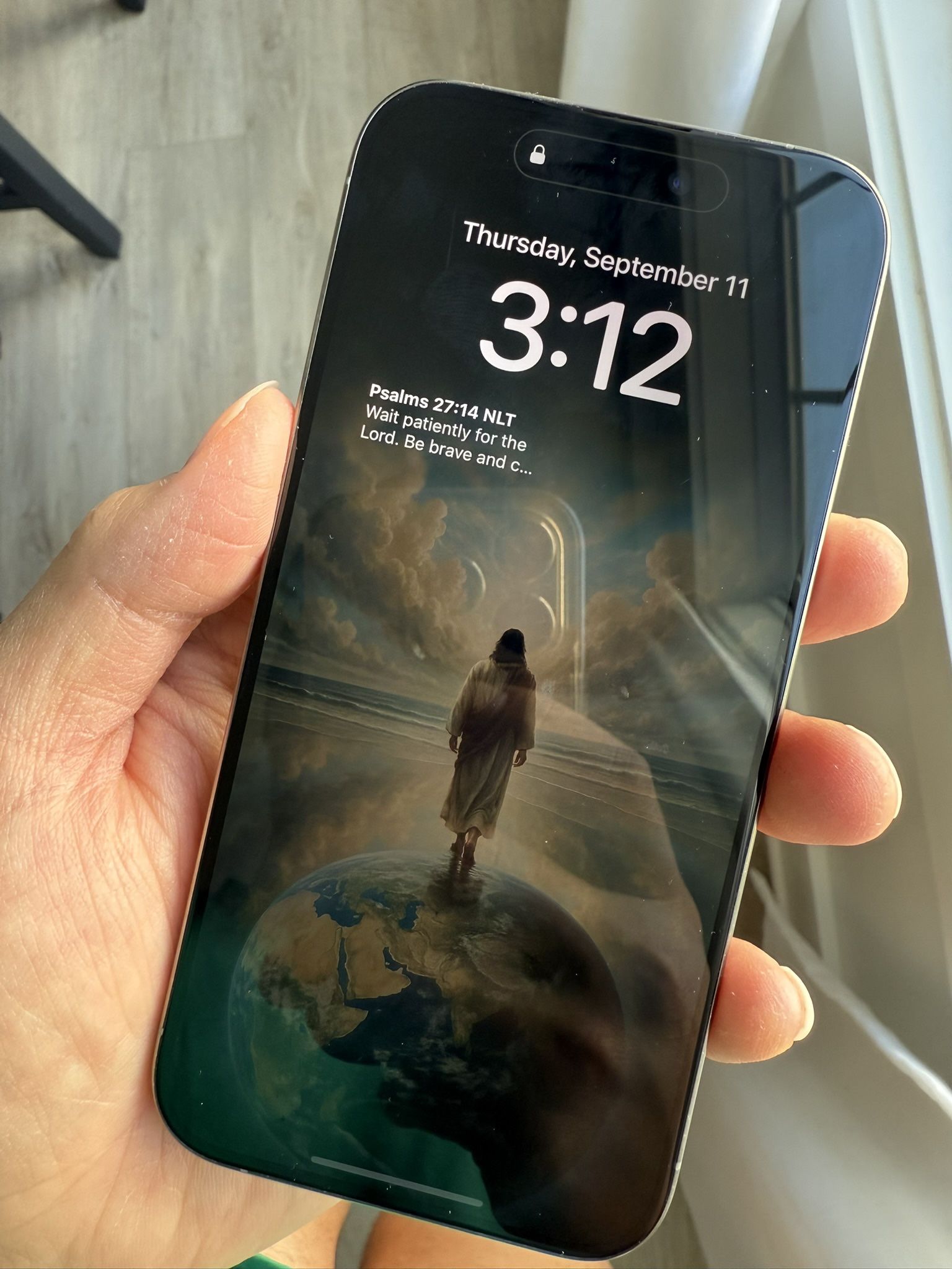 iPhone 15 Pro- 1TB Titanium
