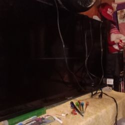 43 Inch Tv Like New 