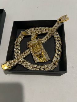 Hip Hop Bling Jesus Gold Tone Necklace and Bracelet