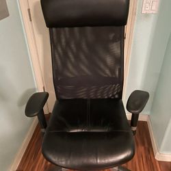 Black Office Chair