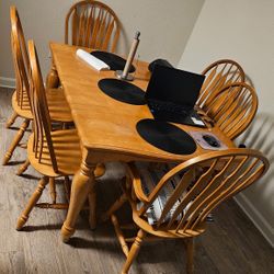 Wood Dining table For 6 