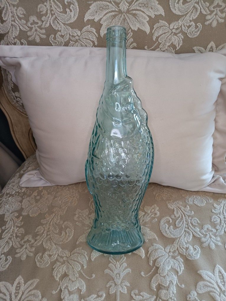 Vetreria Etrusca 13 oz Fish Wine Bottle Blue Green Glass – 1977 Antinori Soave from Pescavina Italy