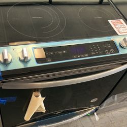 💥Great Deal💥 6.4 cu. ft. 5 Burner Element Single Oven Electric Range with Air Fry Oven in Fingerpr
