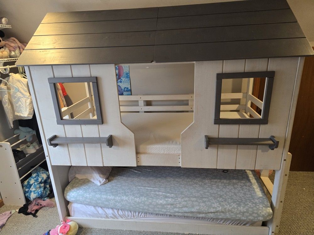 Bunk Bed