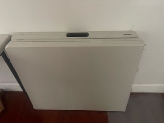 Life time folding table 6 ft
