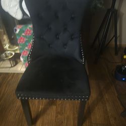 3  Black Chair   $20  Cada Silla 