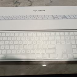 Apple Magic Keyboard