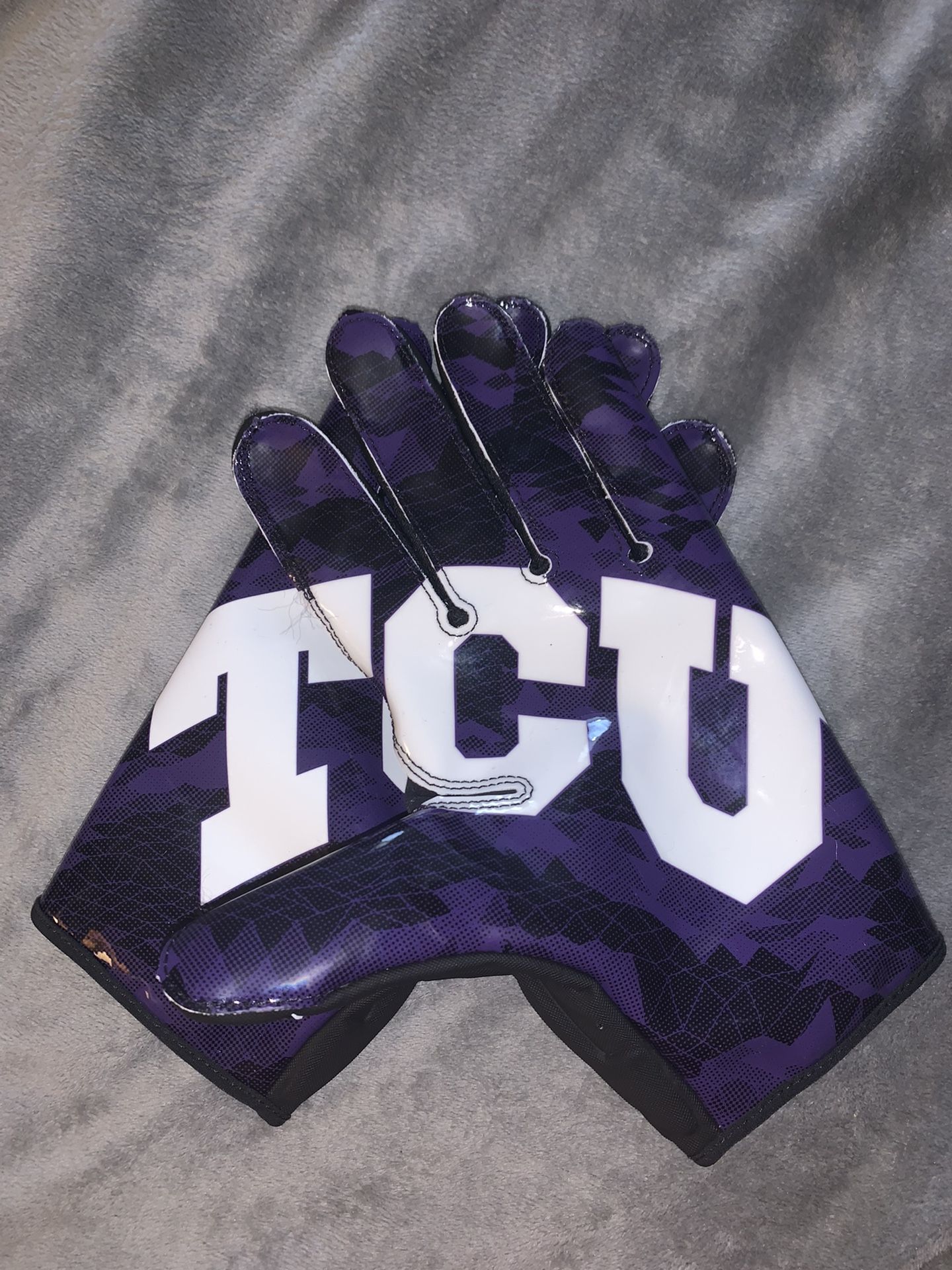 Nike TCU gloves (sz-XL) 