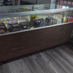 6ft Long Glass Counter