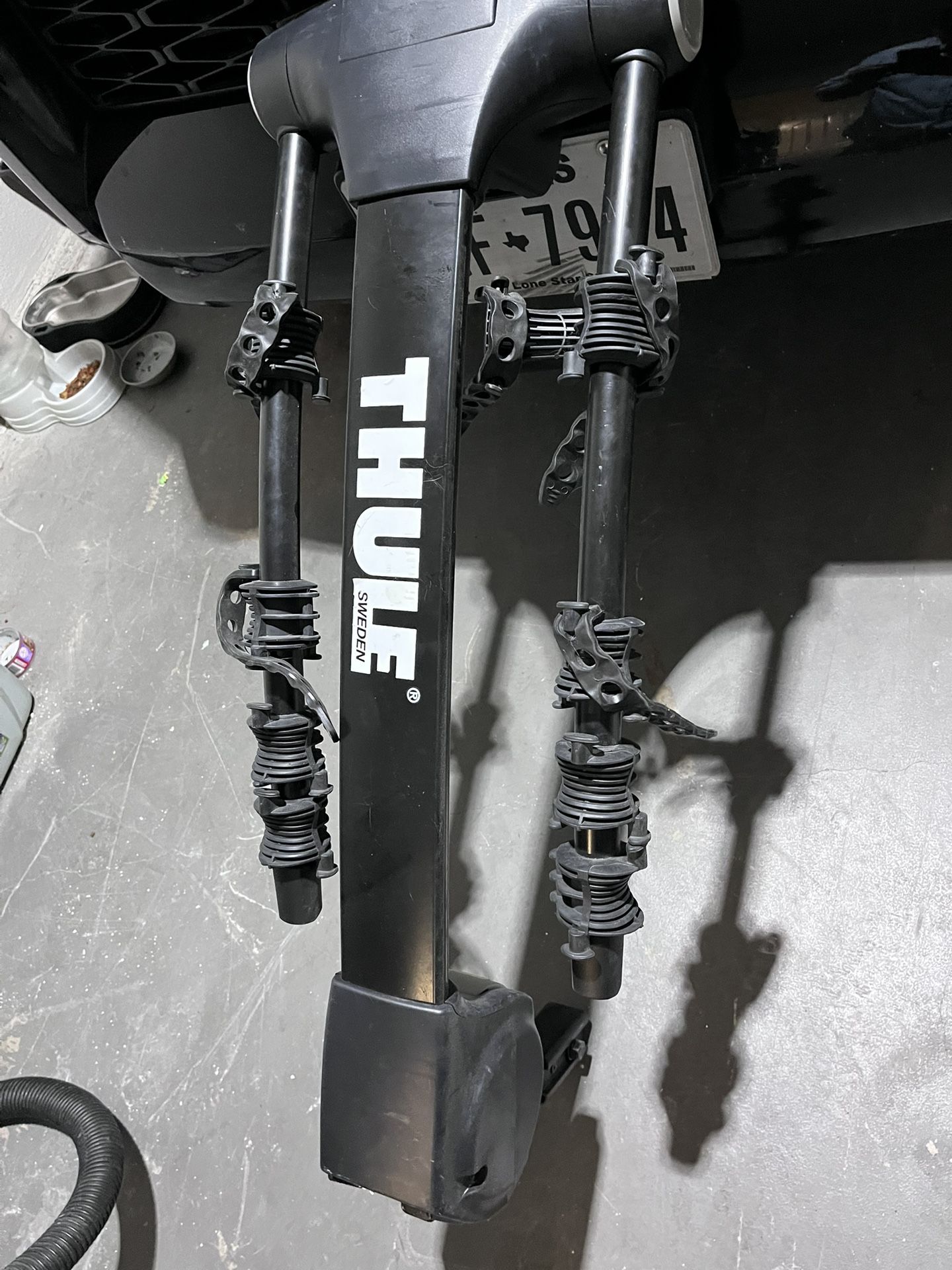 THULE BIKE RACK HEAVY DUTY
